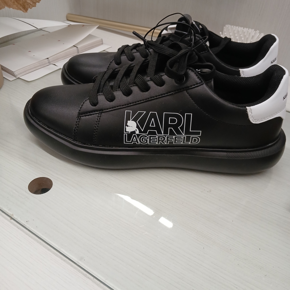Karl Lagerfeld Black Sneakers with White Heel and Logo Detail